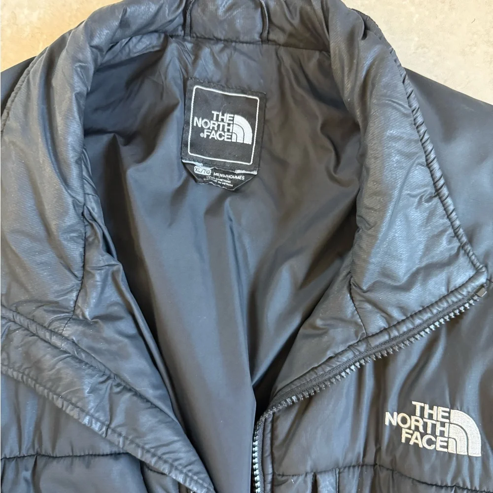 The North Face men’s puffer jacket - XL - Picture 3 of 3